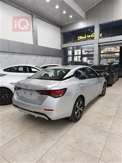 نيسان سنترا